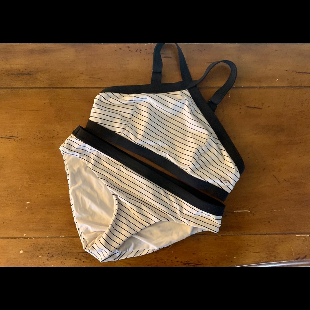 Calia by Carrie Underwood bikini
